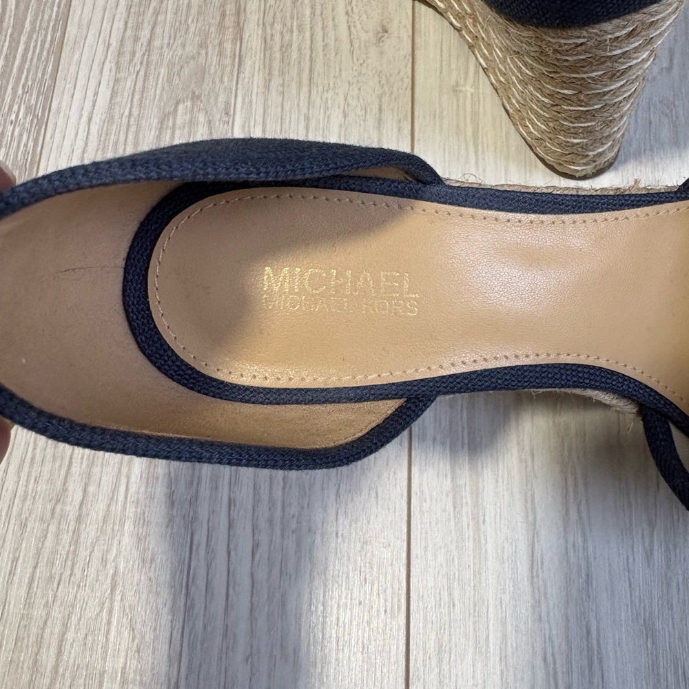 Michael Kors Espadrille Wedges with Rope Detail - Picture 4 of 5